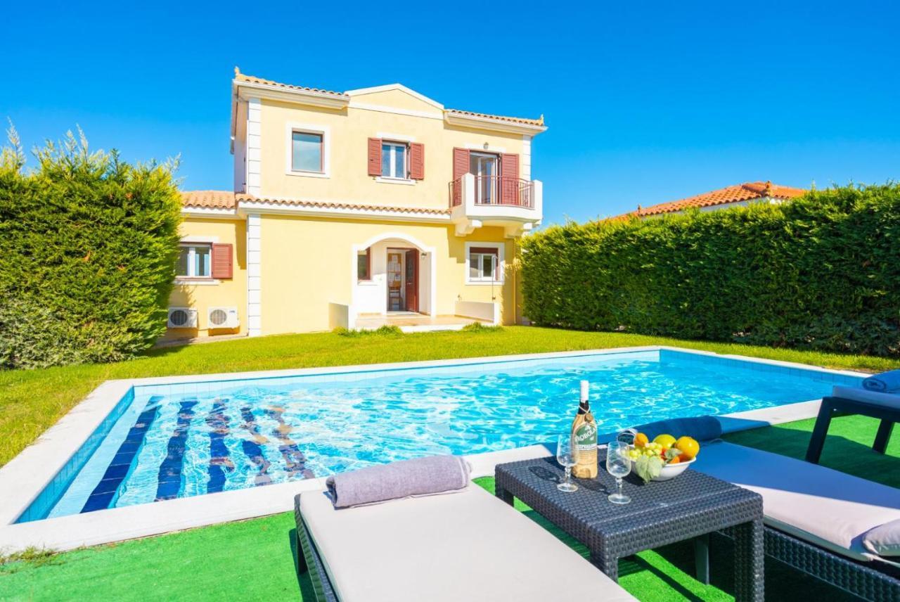 Villa Europe Thia Fokata 외부 사진
