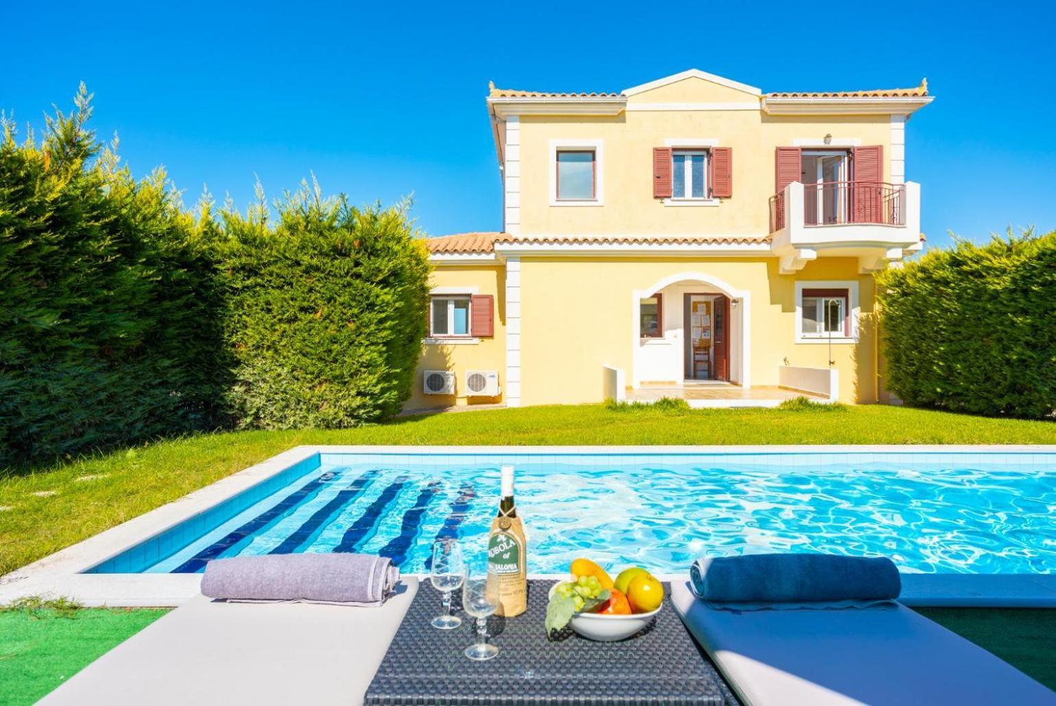 Villa Europe Thia Fokata 외부 사진